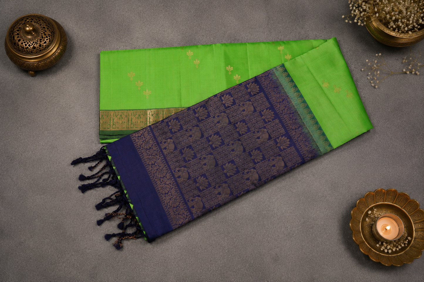 Elephant Motif , contrast silk saree