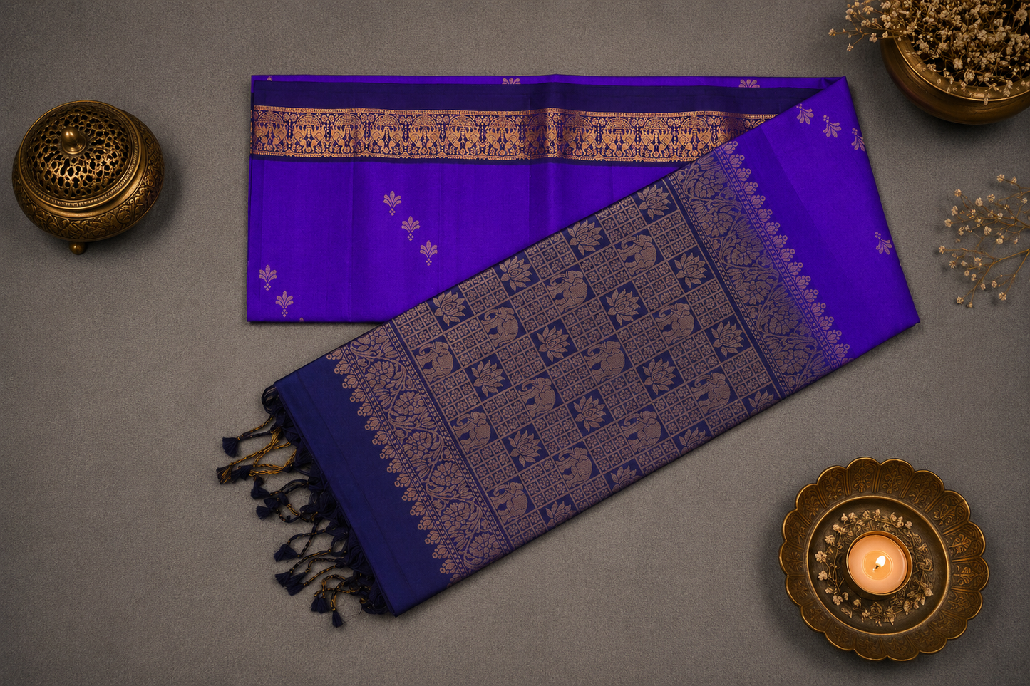 Purple Pure Silk Handloom Saree with Navy Blue Contrast Pallu