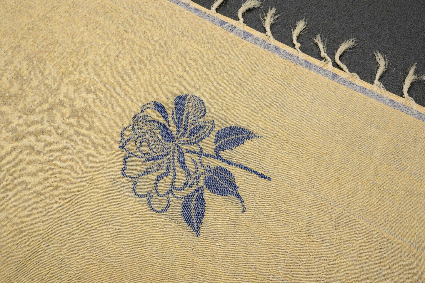 Handloom Cotton Saree in Rose Butta