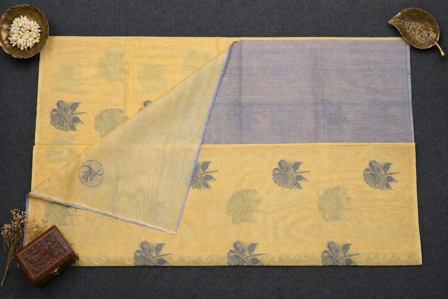 Handloom Cotton Saree in Rose Butta